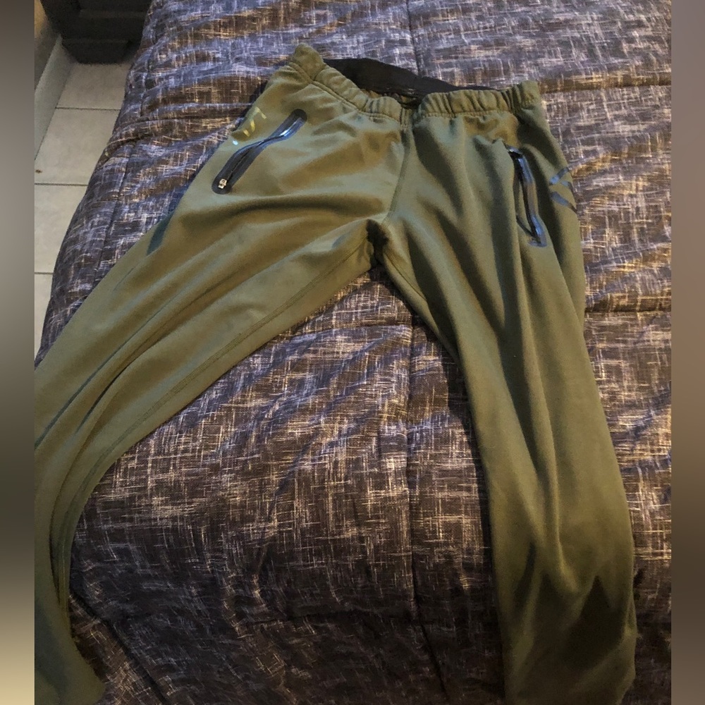 Virus pants